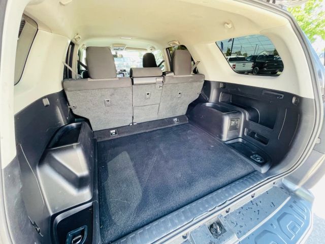 2016 Toyota 4runner - Image 15