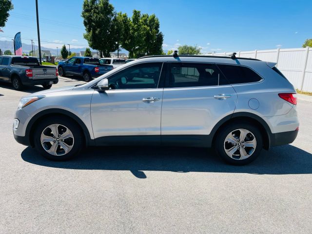 2014 Hyundai Santa Fe - Image 10