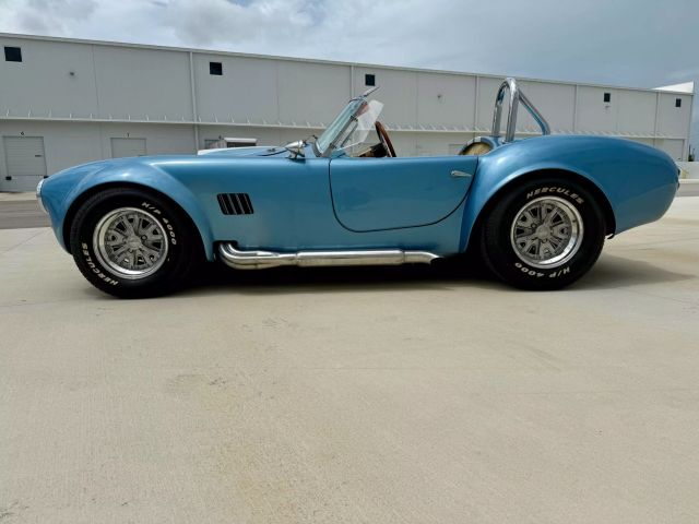 1965 Shelby Cobra Roadster 427 - Image 36