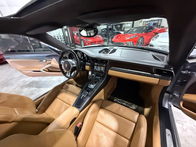 2014 Porsche 911 - Image 110