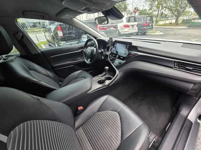 2022 Toyota Camry - Image 14