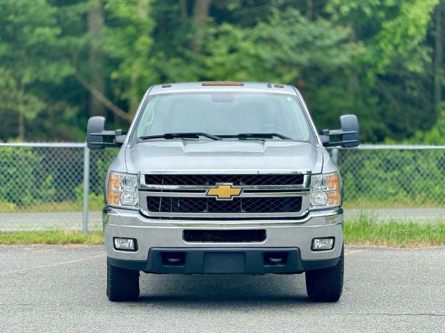 2013 Chevrolet Silverado 2500 Hd Extended Cab Lt Pickup 4d 6 1/2 Ft - Image 2