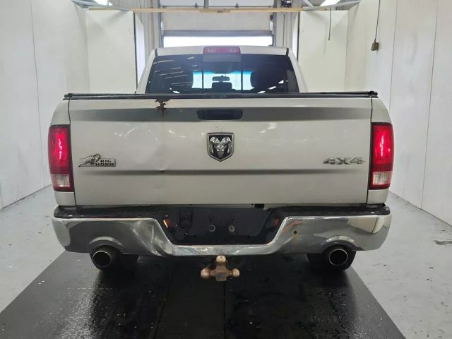 2011 RAM 1500 QUAD CAB PICKUP V8, HEMI, 5.7 LITER SLT PICKUP 4D 6 1/3 FT