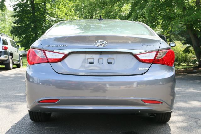 2013 Hyundai Sonata - Image 6