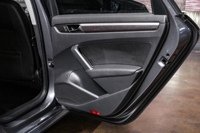 2017 Volkswagen Passat 1.8t Se Sedan 4d - Image 45