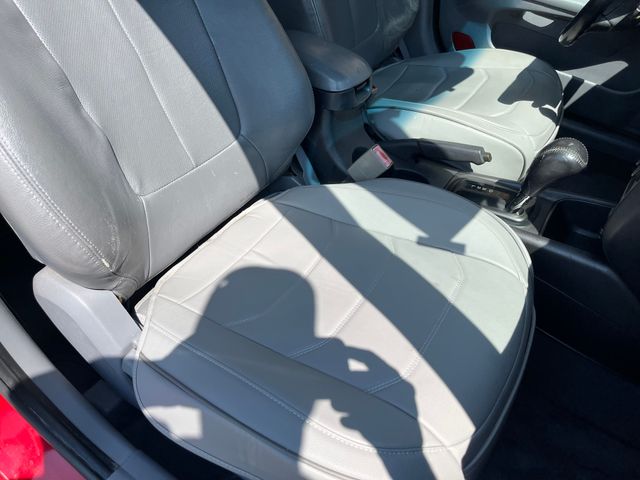 2004 Hyundai Elantra - Image 54
