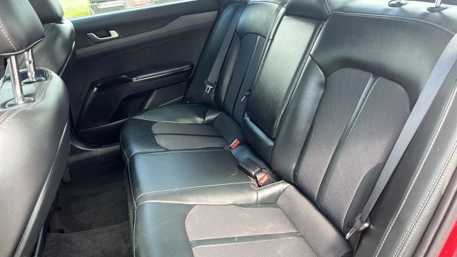2022 Kia K5 - Image 38