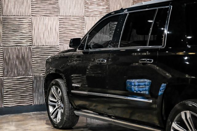 2019 Gmc Yukon Xl Denali Sport Utility 4d - Image 13