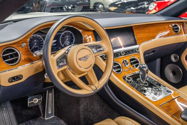 2022 Bentley Continental Gt Gt V8 Convertible 2d - - Image 11