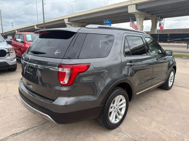 2017 Ford Explorer - Image 6