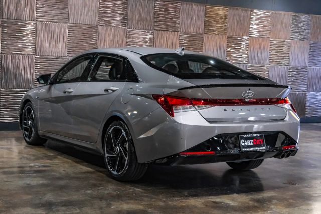 2022 Hyundai Elantra N Line Sedan 4d - Image 12
