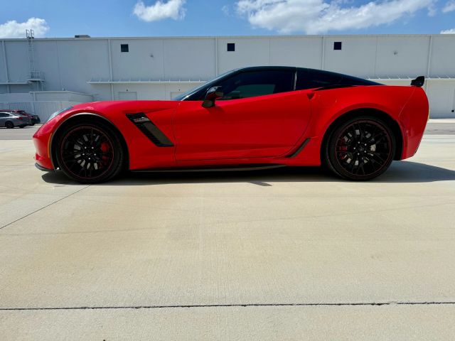 2019 Chevrolet Corvette - Image 30