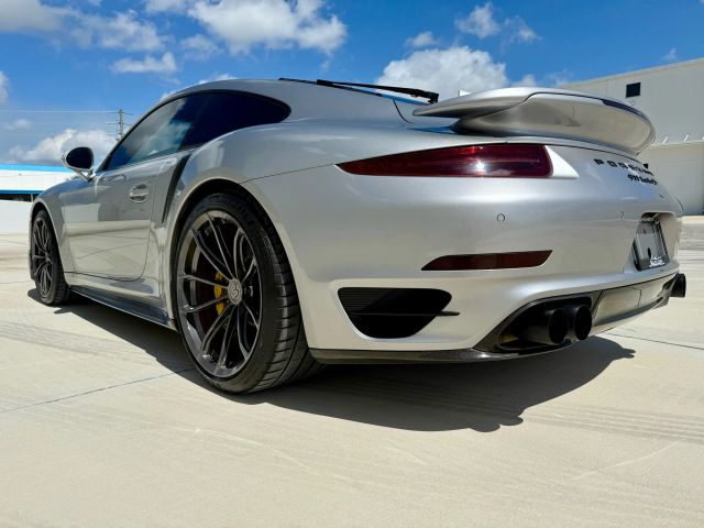 2014 Porsche 911 - Image 27