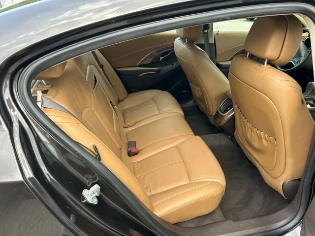 2014 Buick Lacrosse - Image 13