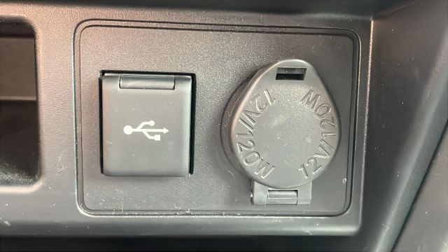 2022 Toyota 4runner - Image 34