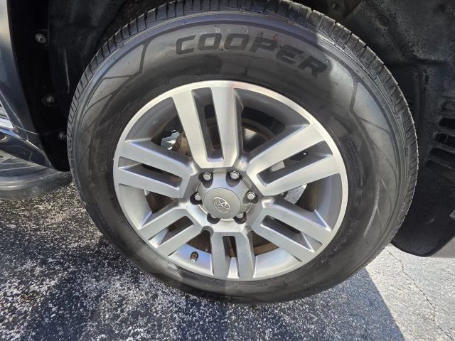 2013 Toyota 4runner - Image 27