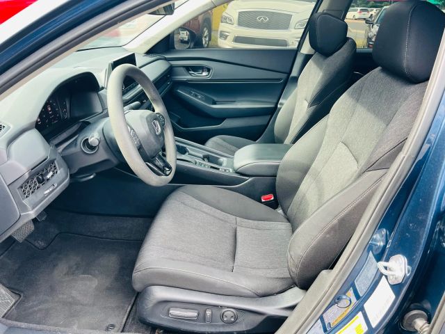 2023 Honda Accord - Image 17