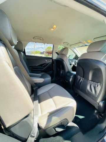 2014 Hyundai Santa Fe - Image 26