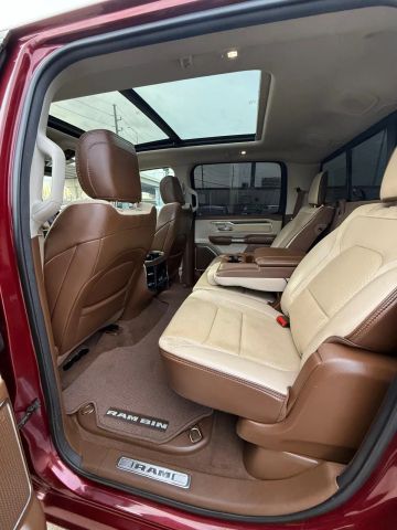 2022 Ram 1500 Crew Cab - Image 16
