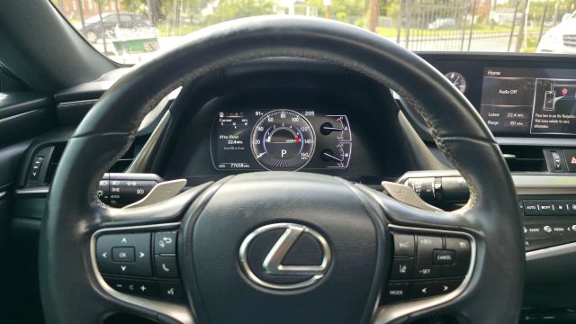 2019 Lexus Es - Image 25