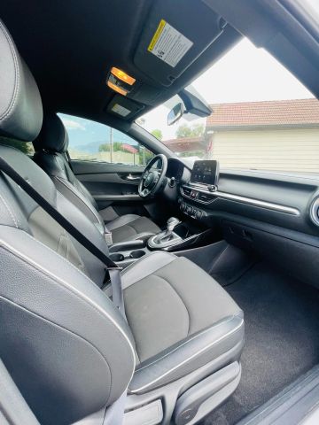2021 Kia Forte - Image 23
