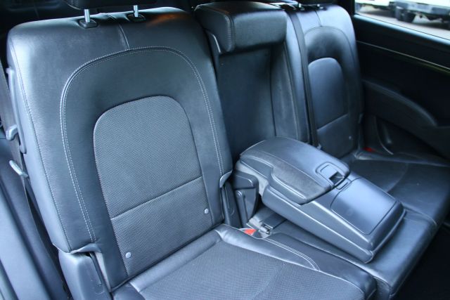 2012 Hyundai Veracruz - Image 24