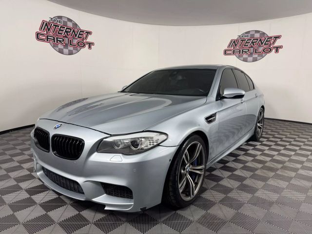 Image of 2013 BMW M5  SEDAN 4D