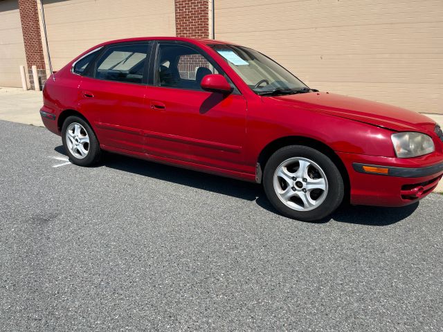 2004 Hyundai Elantra - Image 4