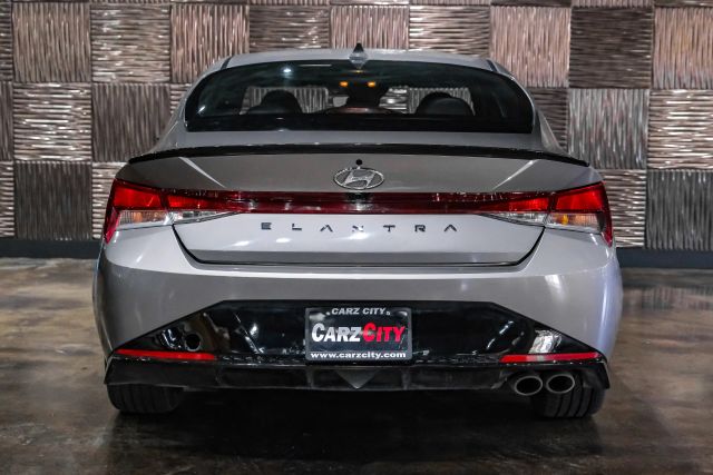 2022 Hyundai Elantra N Line Sedan 4d - Image 11