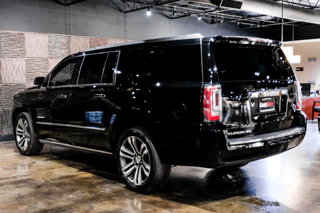 2019 Gmc Yukon Xl Denali Sport Utility 4d - Image 12