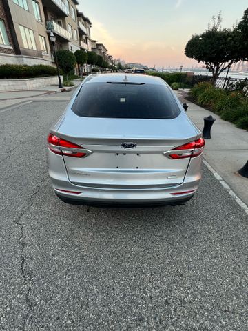 2020 Ford Fusion Se Sedan 4d - Image 9