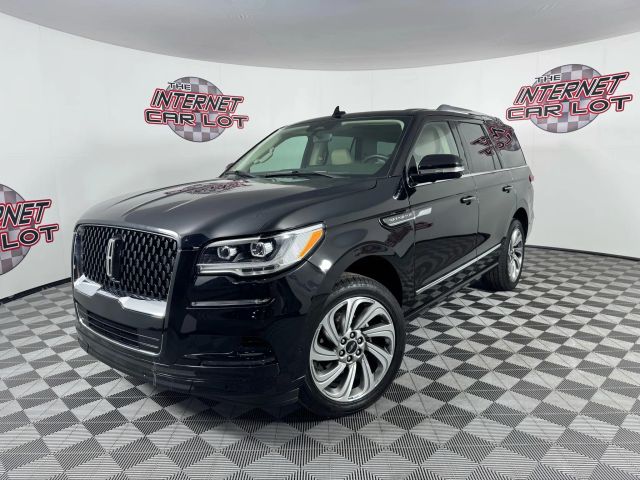 Image of 2022 LINCOLN NAVIGATOR  STANDARD SPORT UTILITY 4D