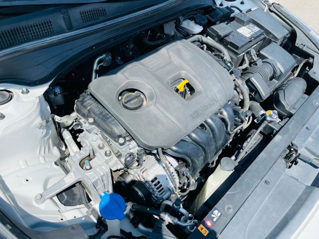 2021 Kia Forte - Image 12