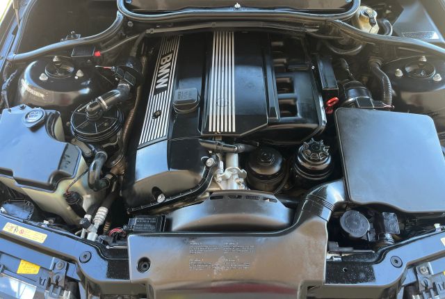2005 Bmw 3 Series - Image 33