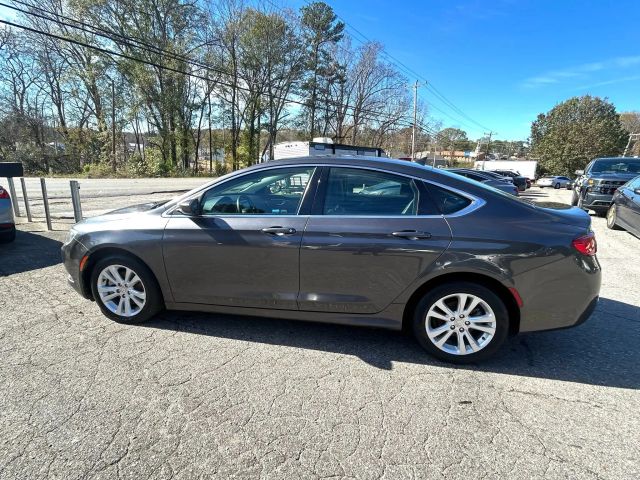 2017 Chrysler 200 - Image 2