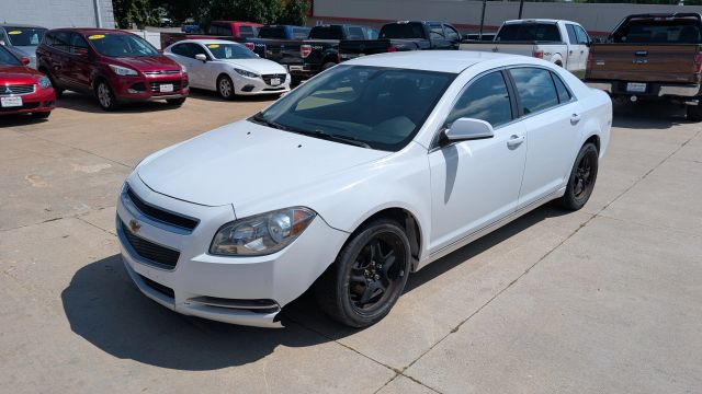 2010 Chevrolet Malibu Lt Sedan 4d - Image 1