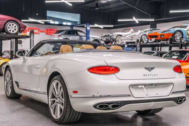 2022 Bentley Continental Gt Gt V8 Convertible 2d - - Image 5