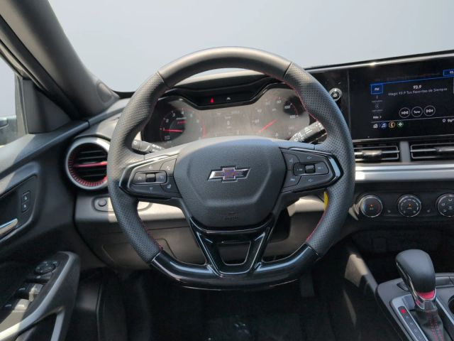 2025 Chevrolet Trax - Image 12