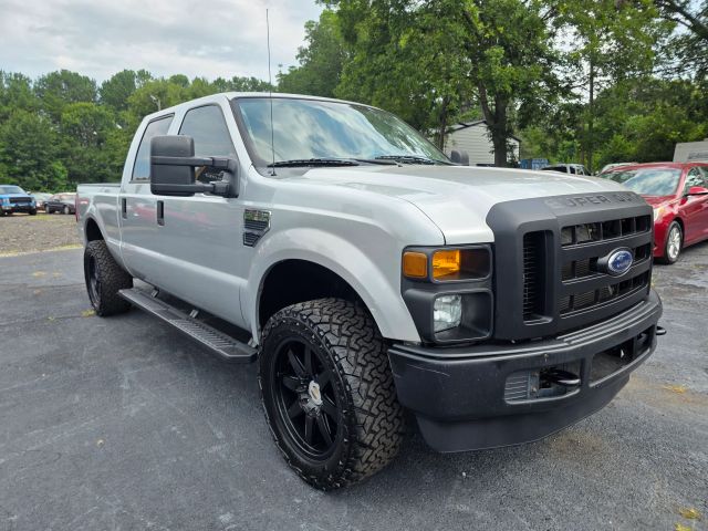 2010 Ford F250 Super Duty Crew Cab - Image 3