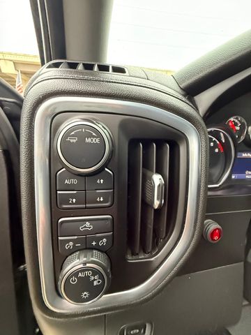 2021 Chevrolet Silverado 1500 Crew Cab - Image 19