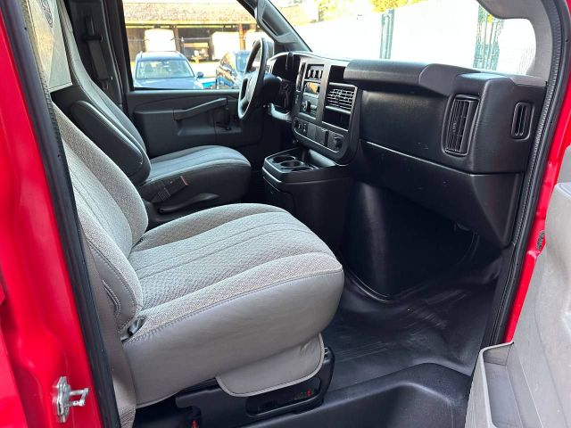 2017 Chevrolet Express 2500 Cargo - Image 13