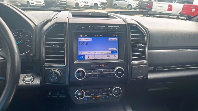 2019 Ford Expedition Max - Image 28