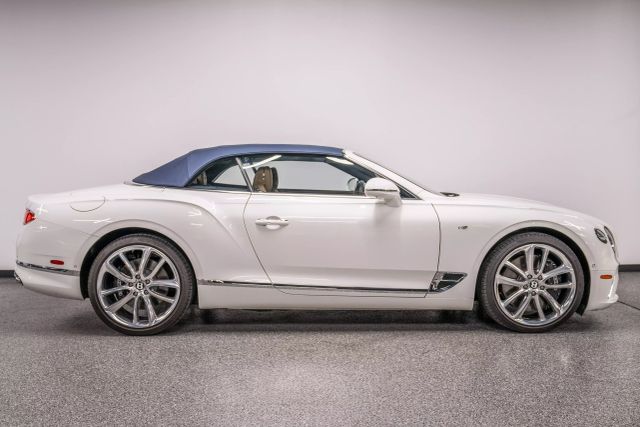 2022 Bentley Continental Gt Gt V8 Convertible 2d - - Image 31