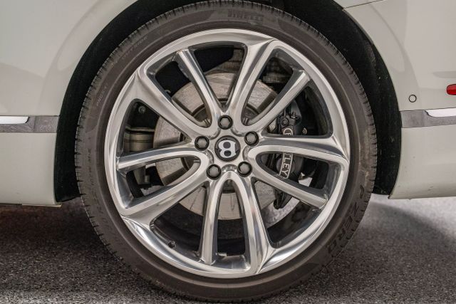 2022 Bentley Continental Gt Gt V8 Convertible 2d - - Image 9