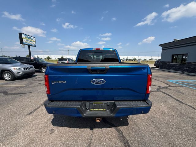 2017 Ford F150 Supercrew Cab - Image 4