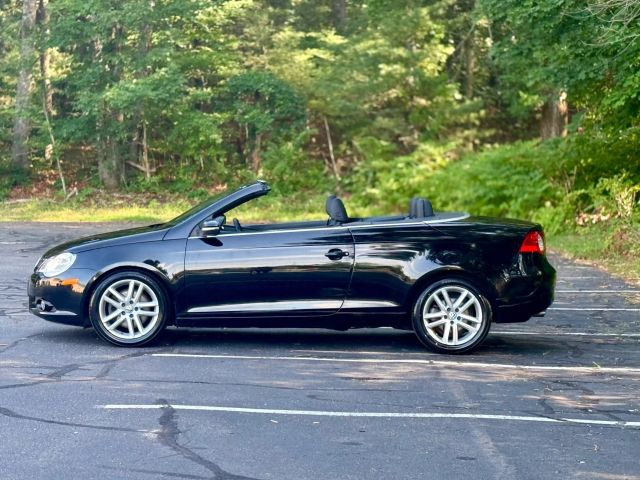 2009 Volkswagen Eos Lux Convertible 2d - Image 11