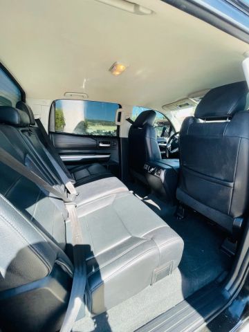 2016 Toyota Tundra Crewmax - Image 23
