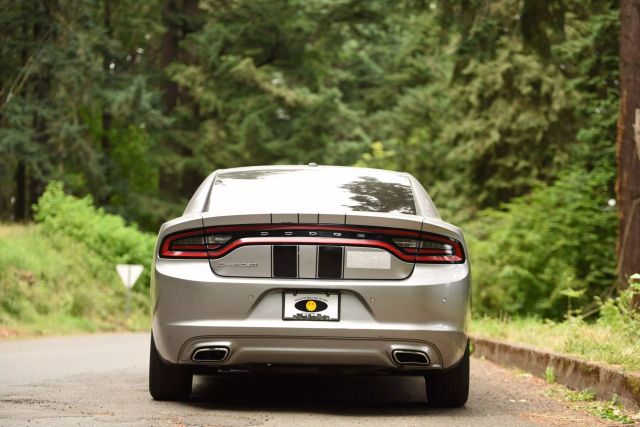 2015 Dodge Charger - Image 12