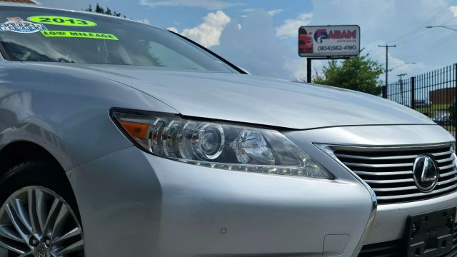 2013 Lexus Es - Image 22