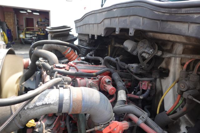 2020 International Mv607 Cummins 220hp - Image 11
